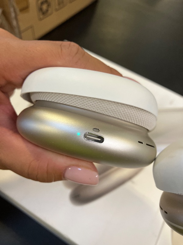 Photo 1 of Apple AirPods Max Wireless Over-Ear Headphones, Pro-Level Active Noise Cancellation, Transparency Mode, Personalized Spatial Audio, USB-C Charging, Bluetooth Headphones for iPhone - Starlight