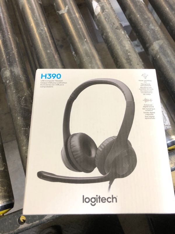 Photo 1 of Logitech H390 , Wired Headphones with Mic, USB Headset with Microphone for PC, Noise Cancelling Microphone for Video Meetings, Music, Gaming - Black