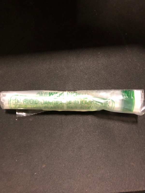 Photo 1 of KISS Strip Lash Adhesive, Lash Glue, 24hr Strip Eyelash Adhesive, Clear, Includes Lash Adhesive, Long Lasting Wear, Can Be Used with Strip Lashes and Lash Clusters