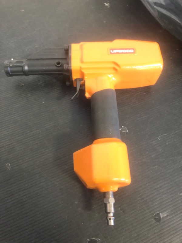 Photo 1 of UPWOOD Air Nail Puller Nail Remover Pneumatic Denailer Tool for Recycled Wood Fence Pallet (Ideal for soft or medium-hard woods)
