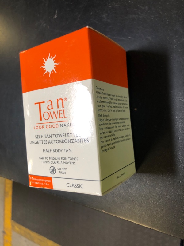 Photo 1 of Tan Towel Self Tan Towelette Classic 10 Count