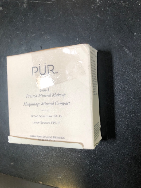 Photo 1 of PUR Beauty 4-in-1 Pressed Mineral Makeup Powder Foundation with SPF 15 - Concealer & Finishing Compact Pressed Powder for Face - Buildable Medium to Full Coverage Foundation Powder (Linen)