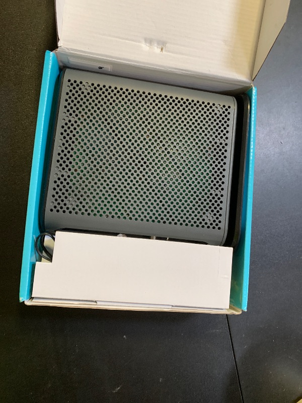 Photo 1 of MOTOROLA MB8611 DOCSIS 3.1 Cable Modem with 2.5G Ethernet, Approved for Comcast Xfinity (Gigabit), Cox and Charter Spectrum. (Renewed)