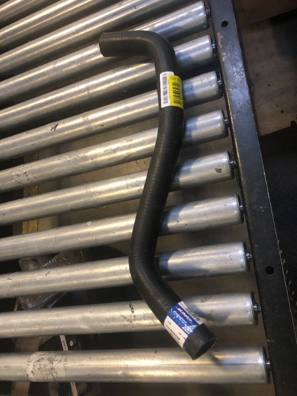 Photo 1 of ACDelco Gold 20533S Molded Upper Radiator Hose
