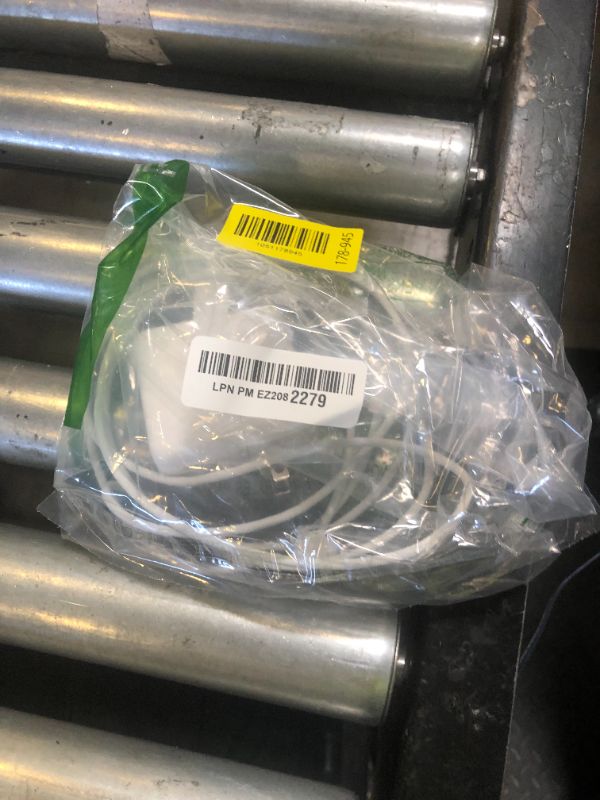 Photo 1 of Charger for Mac Book Air 15 13 Inch Mac Book Pro14 Inch M4 M3 M2 M1 from 2025 2024 2023 2022 2021 70W USB-C to Mag 3 Power Adapter Include 6.6FT 5A USB-C to Magnetic 3 Cable (Original Quality)