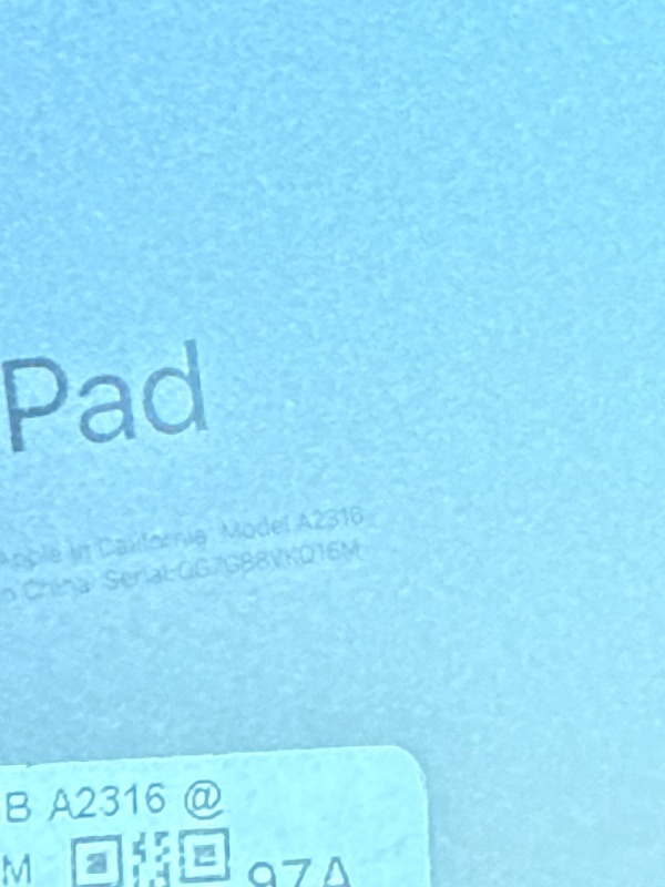 Photo 1 of Apple iPad Air 2020 (10.9-inch, Wi-Fi, 64GB) - Space Gray (Renewed)