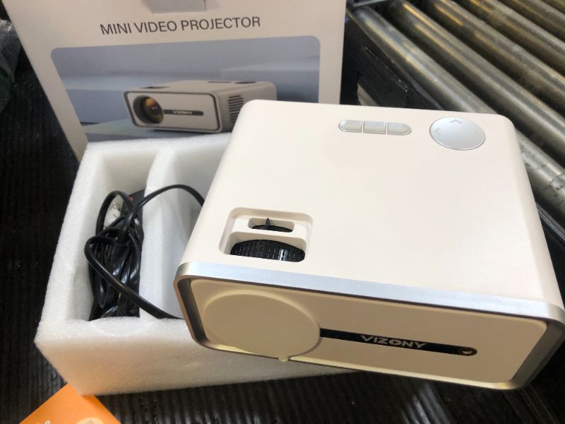 Photo 1 of Mini Video Projector