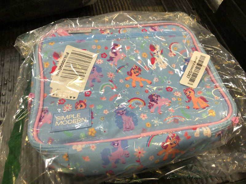 Photo 1 of Small Lunch Bag