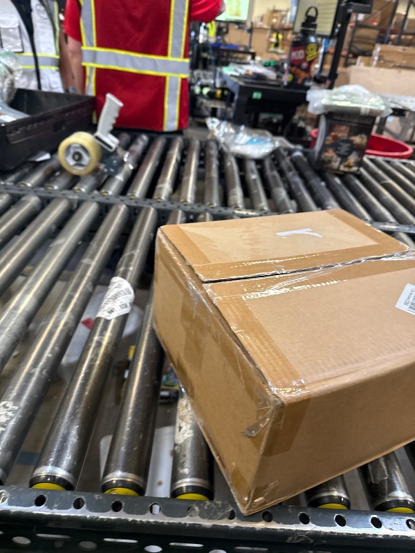 Photo 1 of WANGYUANJI Iron Wok 8.7 Inch Deep Frying Skillet with Wooden Lid – Versatile Flat Bottom Stir-Fry Pan, Chemical-Free & Induction Compatible, Ideal Wrought Iron Small Wok for Home, Chef & Pro Use