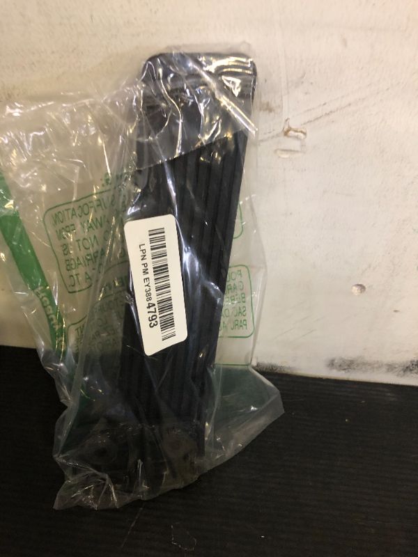 Photo 1 of Svyoroo Accelerator Pedal 9153564-00 915356400 Compatible with Yale Forklift