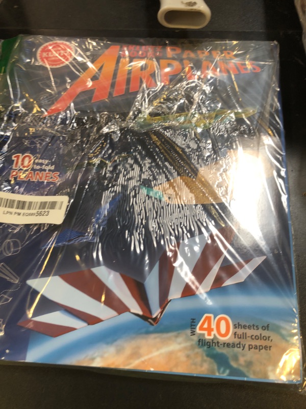 Photo 1 of The Klutz Book of Paper Airplanes (Klutz Activity Kit)