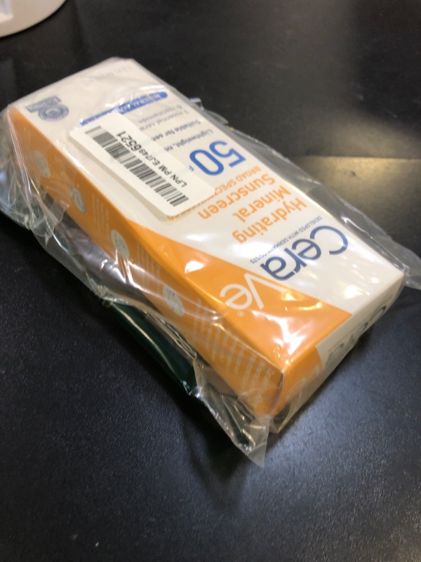 Photo 1 of CeraVe 100% Mineral Sunscreen SPF 50, Face sunscreen With Zinc Oxide & Titanium Dioxide, Hyaluronic Acid + Niacinamide + Ceramides, Oil Free, Travel Size 2.5 oz