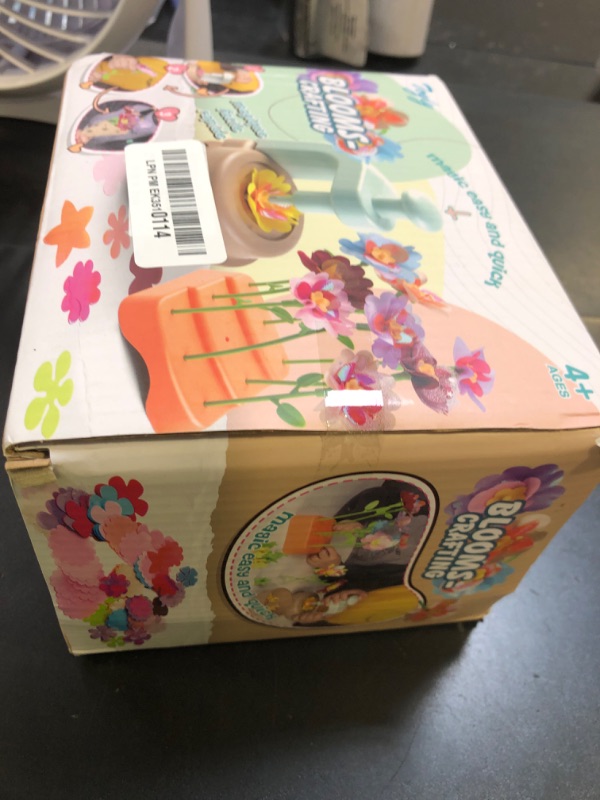 Photo 1 of Fabric Flower Bouquets Toys, DIY Craft Kits Toys for Kids - Flowers Market Toy, Build Your Flower Bouquet, Arts & Crafts for 4 5 6 7 8 Year Toddler Girl, Educational Activity Preschool B-Day Gifts