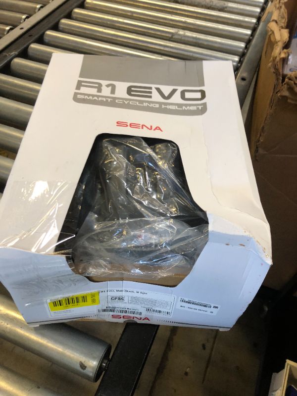 Photo 1 of Sena R1 EVO Smart Helmet (Matte Black, Medium)