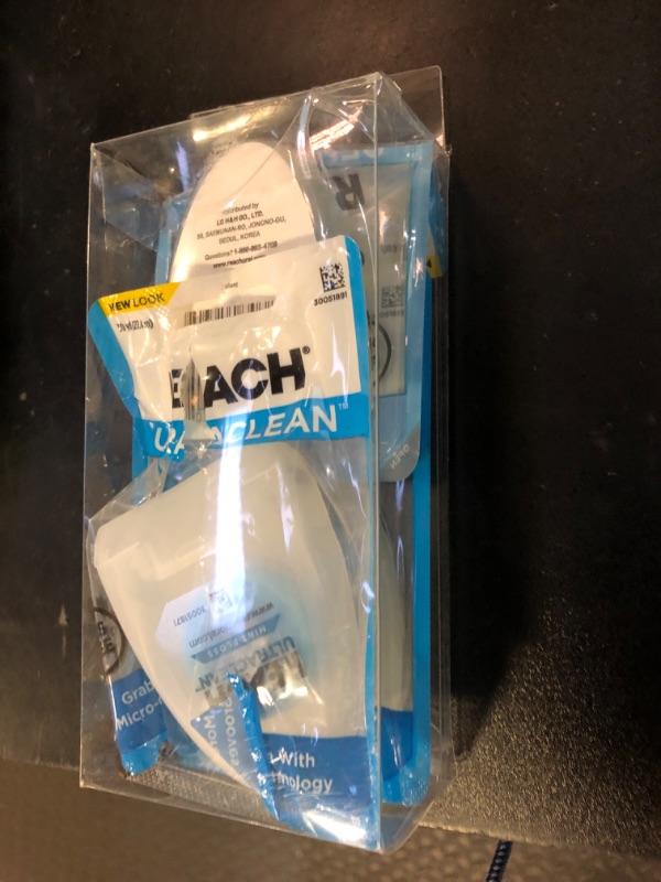 Photo 1 of REACH Ultraclean Dental Floss Mint 30 Yards (Pack of 3)
