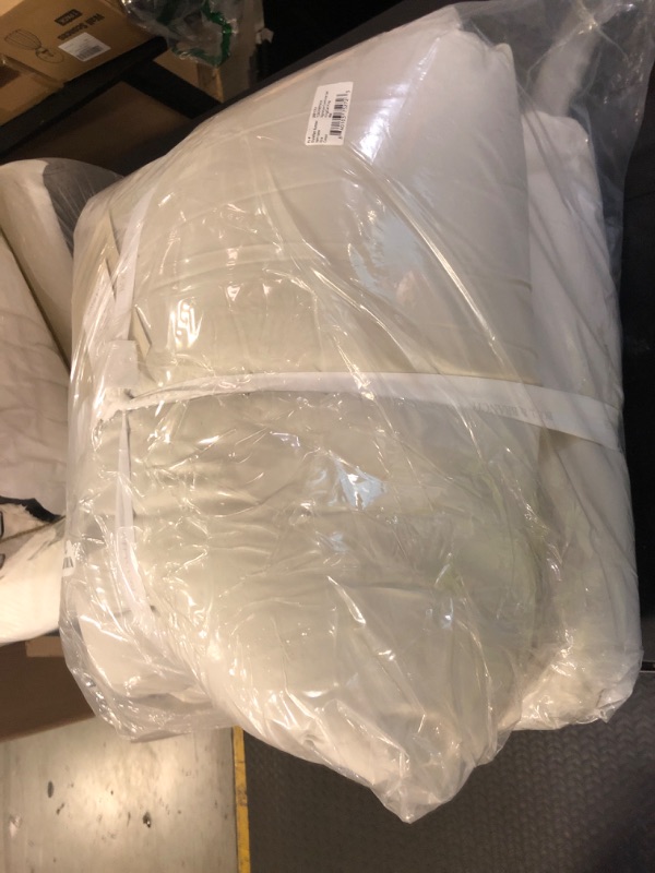 Photo 1 of BOLL & BRANCH Signature Comforter Set - King/Cal King, Mist - Luxury 100% Organic Cotton - 1 Comforter, 2 Shams - Hypoallergenic, All-Season Weight
