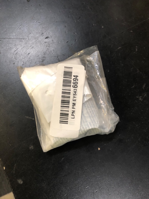 Photo 1 of Oxygen Enrichment Adapter - 2 pack