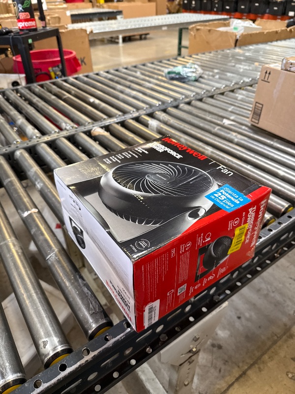 Photo 1 of Honeywell Turboforce Fan, Ht-900, 11 inch