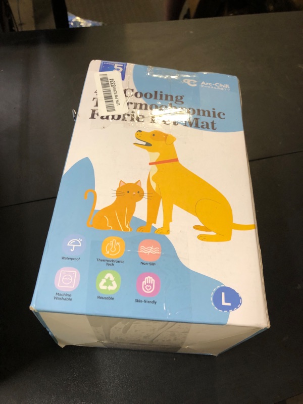 Photo 1 of Rywell Dog Cooling Mat 2.0, 36 * 27 Thicken Cooling Mat for Large Dog, Internal Waterproof& Endothermic Color Changing Arc-Chill Cool Fiber(QMAX>0.5) for Pet in Summer, Washable, Non-Toxic
