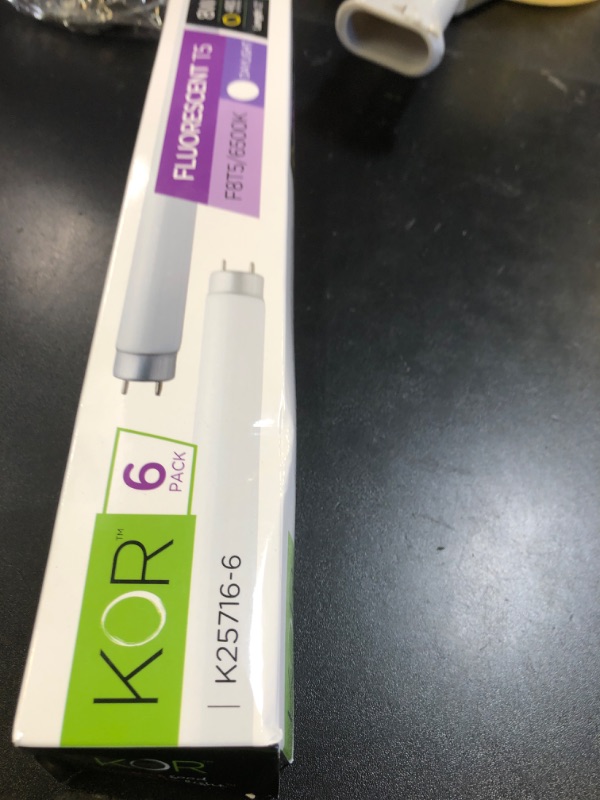 Photo 1 of (Pack Of 6) F8T5/D - T5 Fluorescent 6500K Daylight - 8 Watt - 12" Super Long Life Light Bulbs