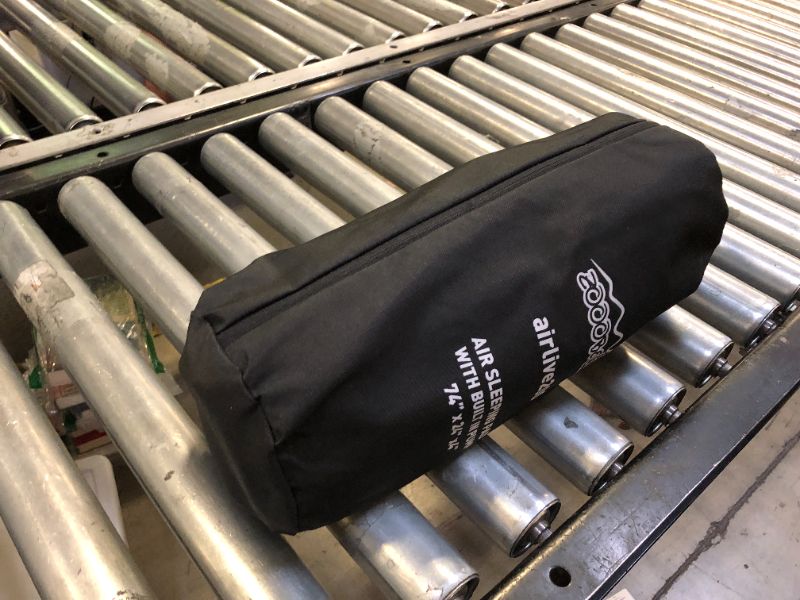 Photo 1 of air sleeping pad 