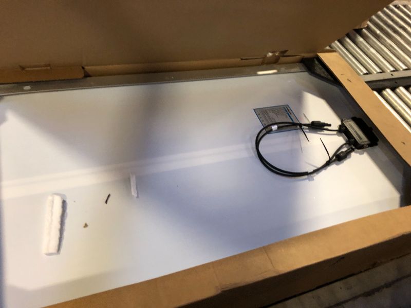 Photo 1 of Renogy 400 Watts 12 Volts Monocrystalline Solar RV Kit Off-Grid Kit with Adventurer 30A PWM LCD Charge Controller+ Mounting Brackets+ Male and Female Connectors+Solar Cables+Cable Entry housing