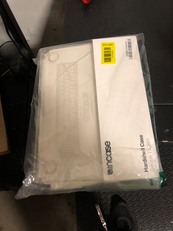 Photo 1 of Incase Dots Hardshell with Makrolon® - MacBook Pro 14 inch Case - 2024, 2023, 2022, 2021, M4, M3, M2, M1 - MacBook Case, Laptop Cover, Protective Hard Shell, Scratch Resistant, Lightweight - Clear