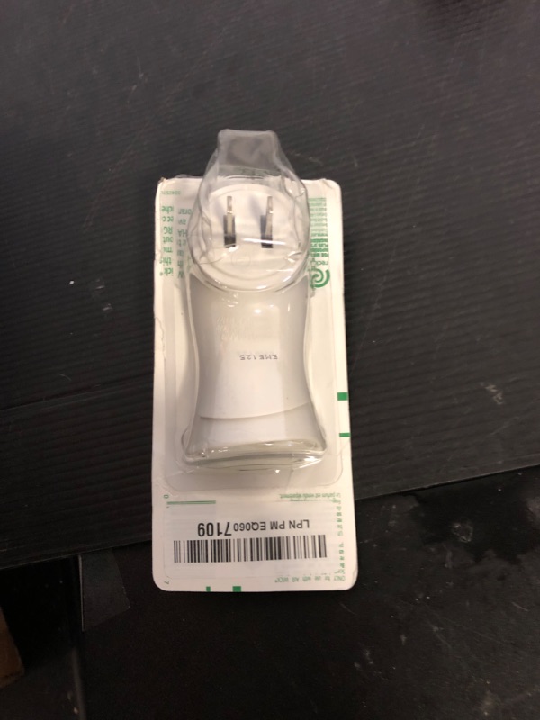 Photo 1 of Air Wick plug in Scented Oil Warmer, White, 1 Count, Essential Oils, Air Freshener