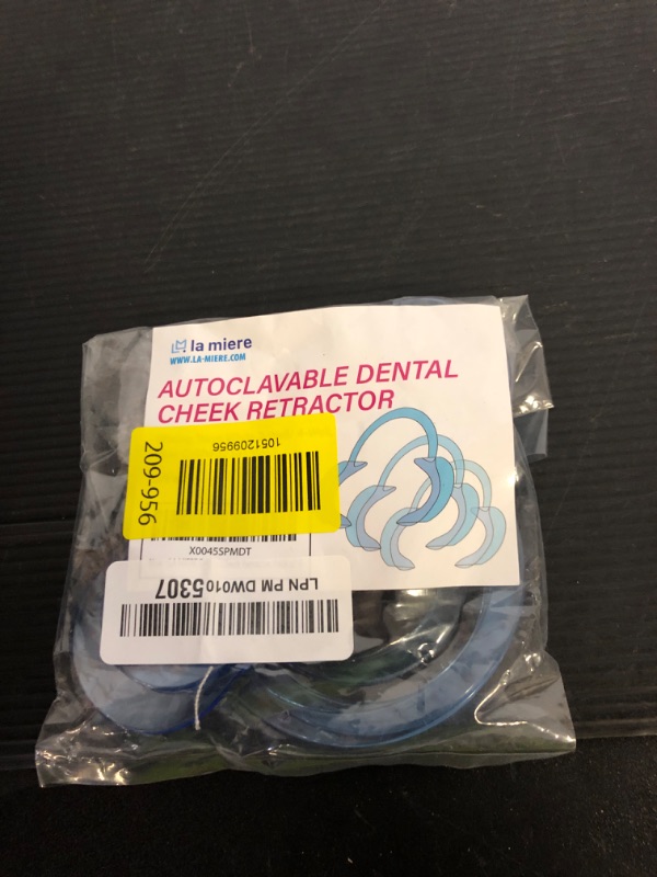Photo 1 of LA MIERE Dental Cheek Retractor C Shape Mouth Opener Size S,M,L, Pack of 3, Blue