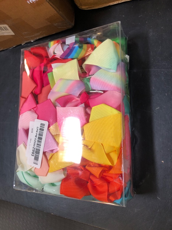 Photo 1 of CÉLLOT 40 Pieces 4.5 Inch Hair Bows for Girls Clips Grosgrain Ribbon Boutique Hair Bow Alligator Clips For Girls Teens Toddlers Kids
