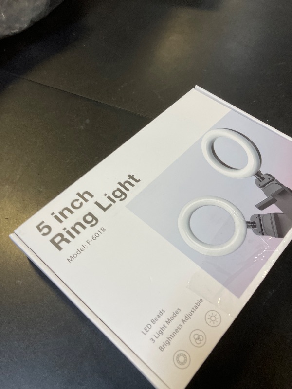 Photo 1 of  5 INCH RING LIGHT 