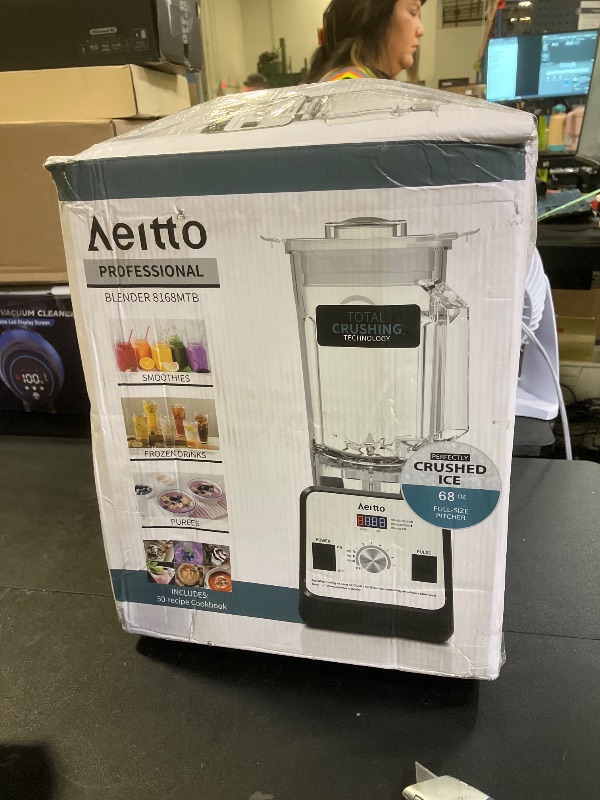 Photo 1 of Aeitto Blender, Blenders for Kitchen with 1500-Watt Motor, 68 Oz Large Capacity, Professional Countertop Blenders for Ice Crush, Frozen Drinks (Silver)