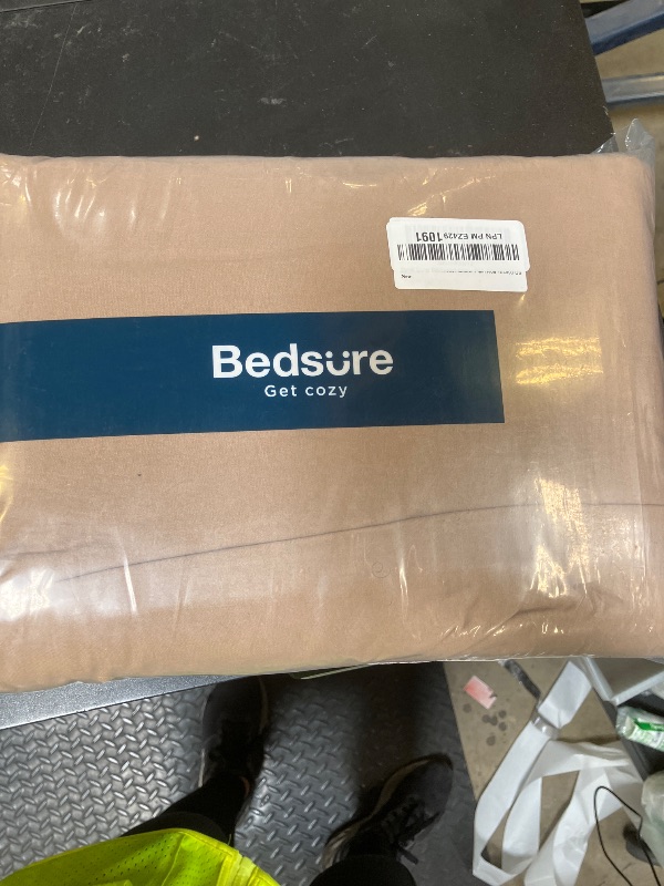 Photo 1 of Bedsure Cooling Duvet Cover King Size - Moisture Wicking and Silky Eucalyptus Lyocell Cotton Hybrid Bedding Cover Set for Hot Sleeper - Buttery Soft and Breathable, GentleSoft™, Simply Taupe
