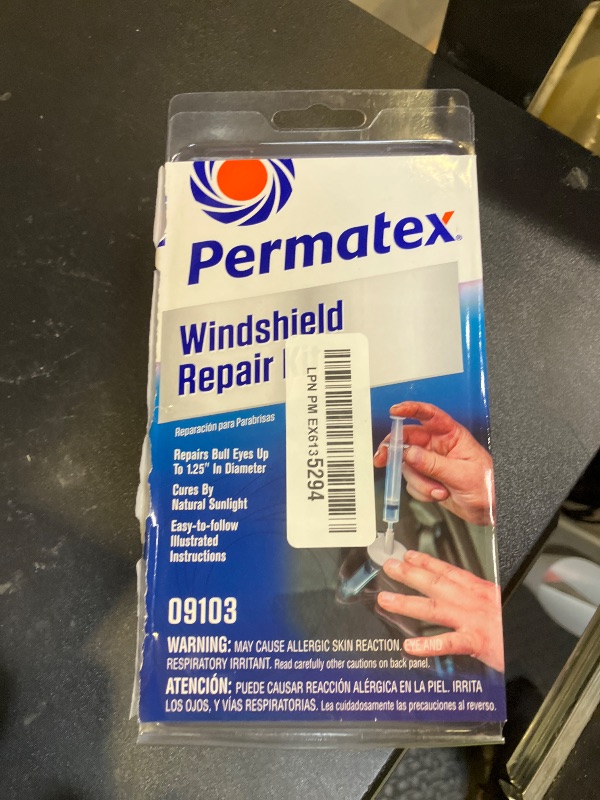 Photo 1 of Permatex 09103 Automotive Windshield Repair Kit For Chipped And Cracked Windshields. Permanent Air-Tight Repairs, With Repair Syringe & Plunger, 9-piece Kit