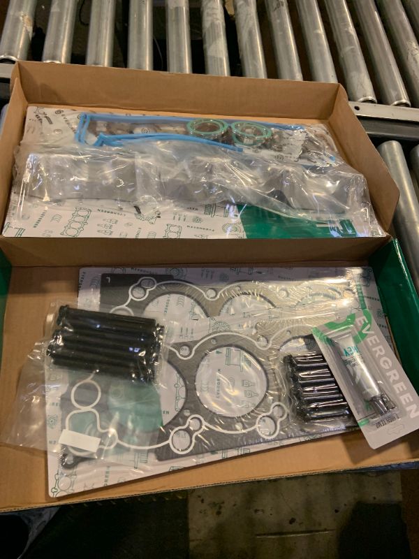 Photo 1 of Evergreen HSHB2030 Cylinder Head Gasket Set Head Bolt