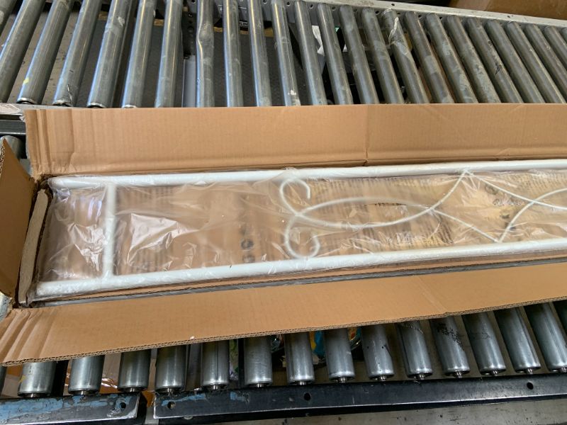 Photo 1 of VECELO 14" Queen Size White Metal Platform Bed Frame with Headboard,Premium Steel Slat Support/No Box Spring Needed/Noise-Free/Easy Assembly