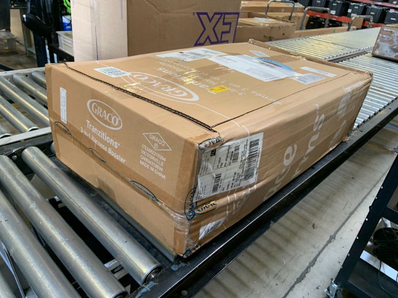 Photo 1 of Graco Tranzitions 3-in-1 Harness Booster Car Seat, Forward Facing Car Seat, Highback, to Backless Booster, Cinder