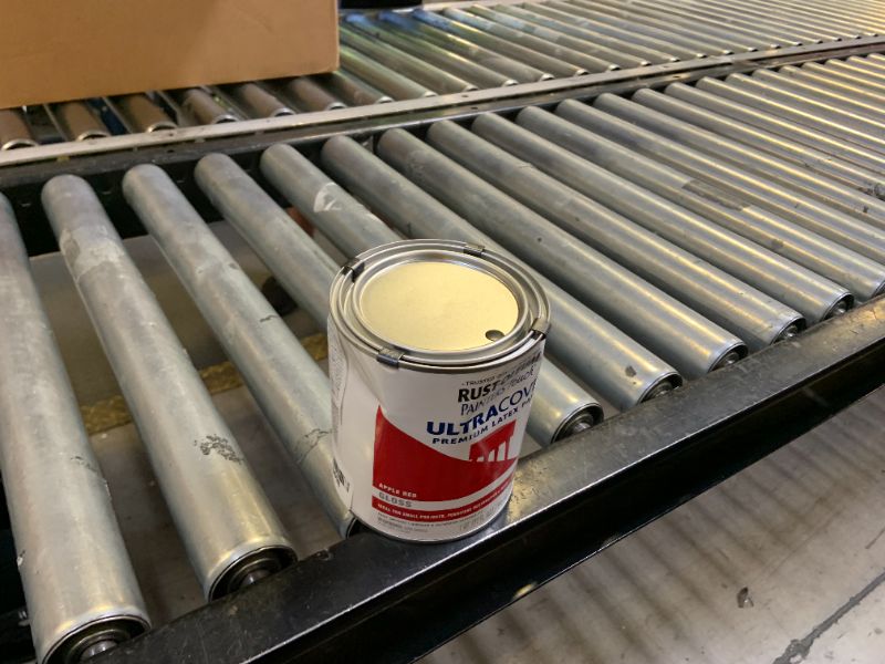 Photo 1 of Rust-Oleum 1966502 Painter's Touch Brush Acrylic Latex Paint, 1 Quarts (Pack of 1), Gloss Apple Red, 32.0 Fl Oz
