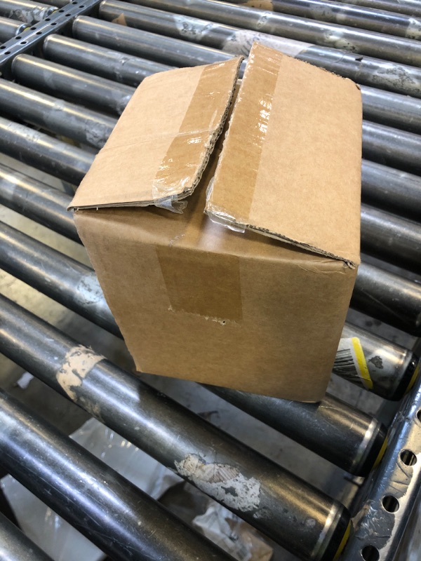 Photo 1 of MUNBYN Thermal Receipt Paper 3 1/8 x 19.6ft, 50 Rolls Receipt Paper Work for Star Micronics TSP100 TSP143 Epson 80mm Receipt Printer Square POS Register, BPA Free (80 * 30mm x 50 rolls)