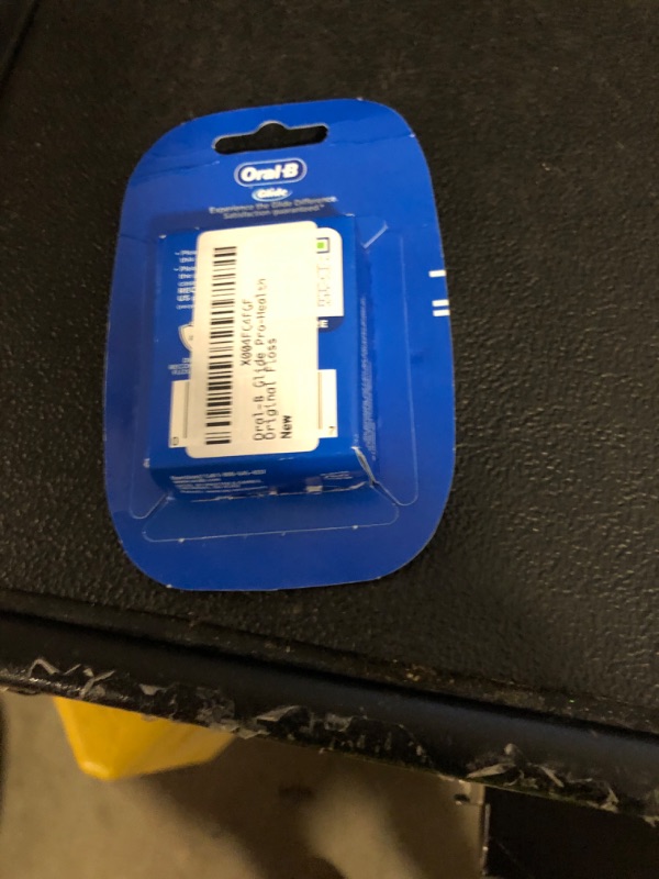 Photo 1 of Oral-B Glide Pro-Health Original Floss