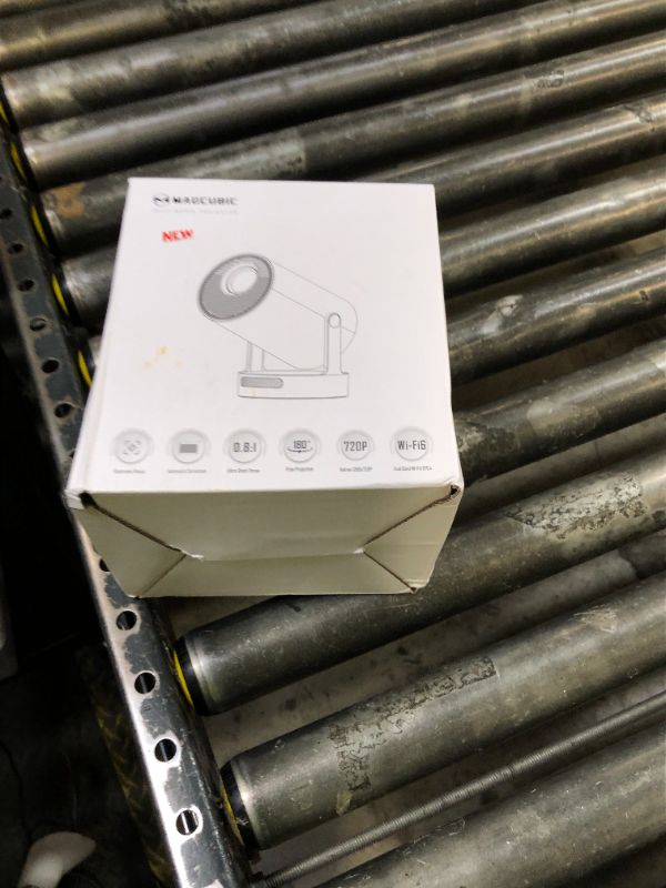 Photo 1 of ?Electric Focus?Magcubic Mini Projector 4K Support, Portable Projector with WiFi 6 and Bluetooth 5.4, Smart Proyector, 5W Soundbase Speaker, 180° Rotation for Home Theater HY300 Ultra