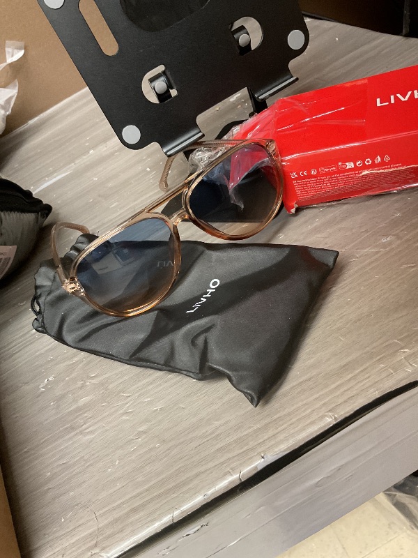 Photo 1 of livho Trendy Polarized Aviator Sunglasses Women Men, Retro Sun Glasses for Women Men 2025, Oversized UV Protection Shades