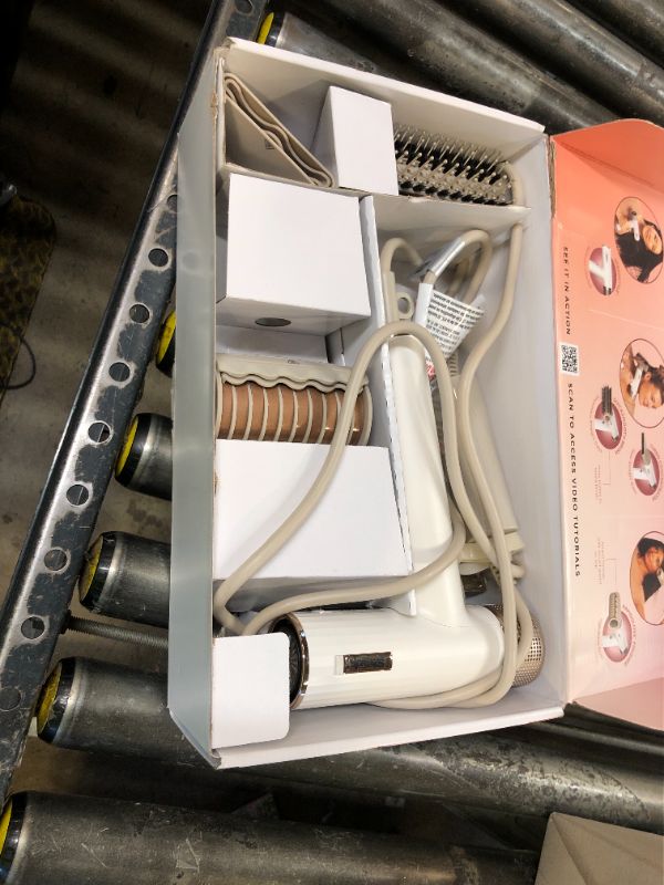 Photo 1 of Shark Hair Dryer | SpeedStyle | No Heat Damage Hair Styling Tool | 3 Styling Tools Included | Portable & Powerful Blow Dryer | Best for Straight & Wavy Hair | Silk | HD331