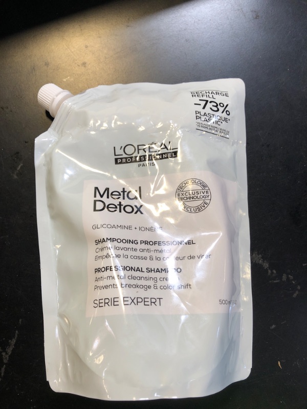 Photo 1 of L'Oréal Professionnel Paris Metal Detox Shampoo - Hard Water Chelating Shampoo For Damaged Hair, Removes Metal Build Up and Protects Color & Shine, Paraben & Sulfate-Free, 16.91 Fl Oz