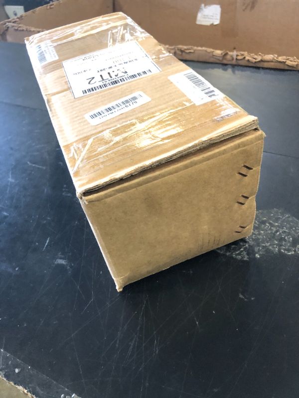 Photo 1 of TOYO Lever Chain Hoist 1750Lbs 10ft,Chain Come Along 0.8T 10Ft Ratchet Chain Puller Hoist Alloy Steel G80 Chain 2 Heavy Duty Hooks for Building Warehouse Automotive Garages Machinery (1750LB 10FT)