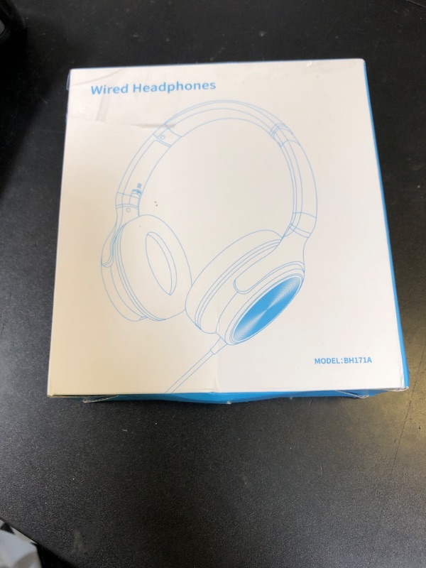 Photo 1 of Cowyawn USB C Headphones Wired, Over Ear USB C Wired Headphones with Microphone, Volume Control, HD Stereo Sound, Foldable USB Type C Headphones for Adult/Teens/Chromebook/Laptop/Computer/iPhone,Black