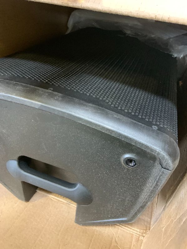 Photo 1 of JBL Professional EON715 Powered PA Speaker, Portable Loudspeaker with Bluetooth, 15 inch, 1300 Watt, Wired Electric, Black