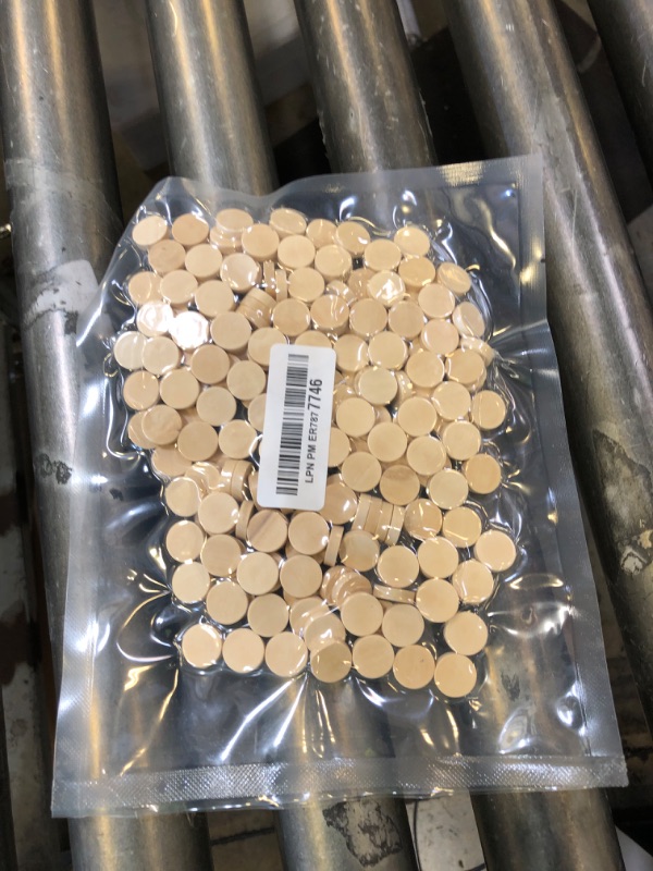 Photo 1 of OLYCRAFT 200Pcs 0.6 Inch Natural Beech Wood Slices Unfinished Round Wooden Discs Small Wooden Circles Wooden Tag Unfinished Round Wood Slices for DIY Crafts Christmas Decoration