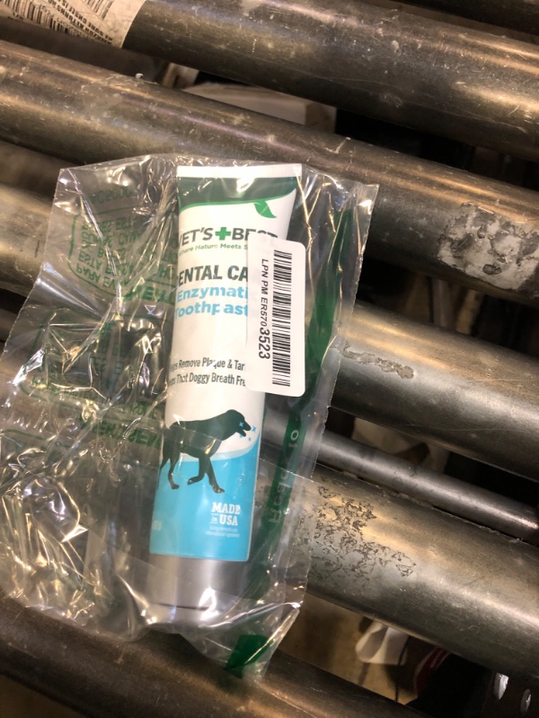 Photo 1 of Vet's Best Dog Toothpaste & Dog Toothbrush, Dental Kit, Plaque Remover for Teeth, Whitens Teeth, Freshens Canine Breath, Veterinarian Formula, Finger Toothbrush Included