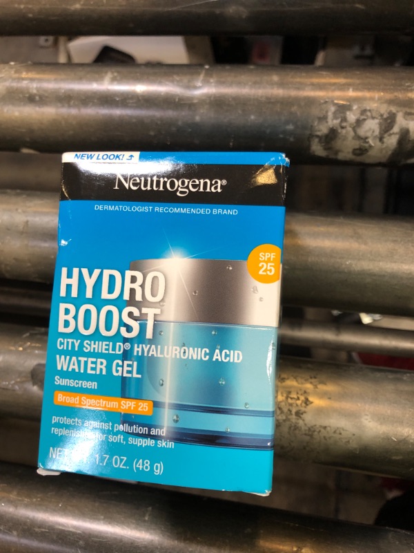Photo 1 of Neutrogena Hydro Boost City Shield Water Gel Face Moisturizer with Broad Spectrum SPF 25, Hydrating Facial Sunscreen with Hyaluronic Acid, Oil-Free and Non-Comedogenic Face Lotion, 1.7 oz